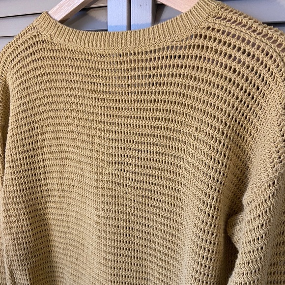 ✨Madewell GUC Gold Sweater - Size M - Picture 3 of 5